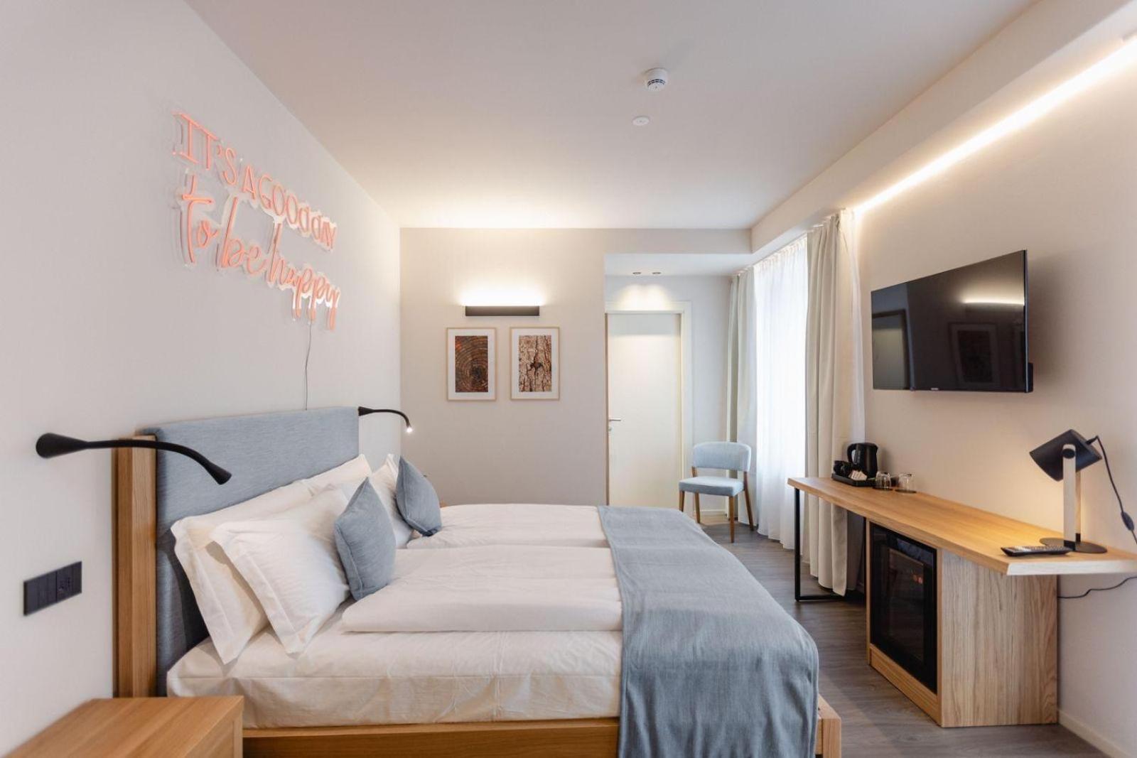 Terra Hotel Boutique Тирано Екстериор снимка
