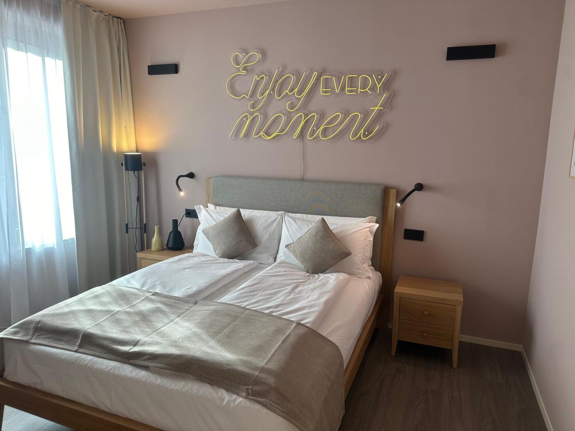 Terra Hotel Boutique Тирано Екстериор снимка