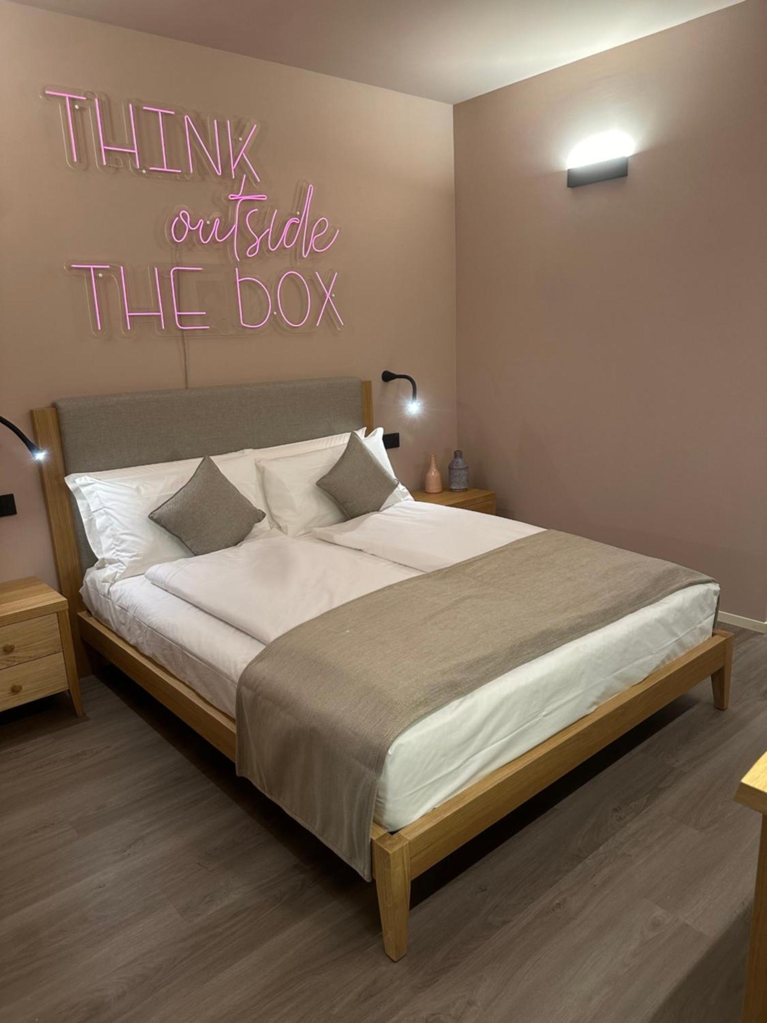 Terra Hotel Boutique Тирано Екстериор снимка