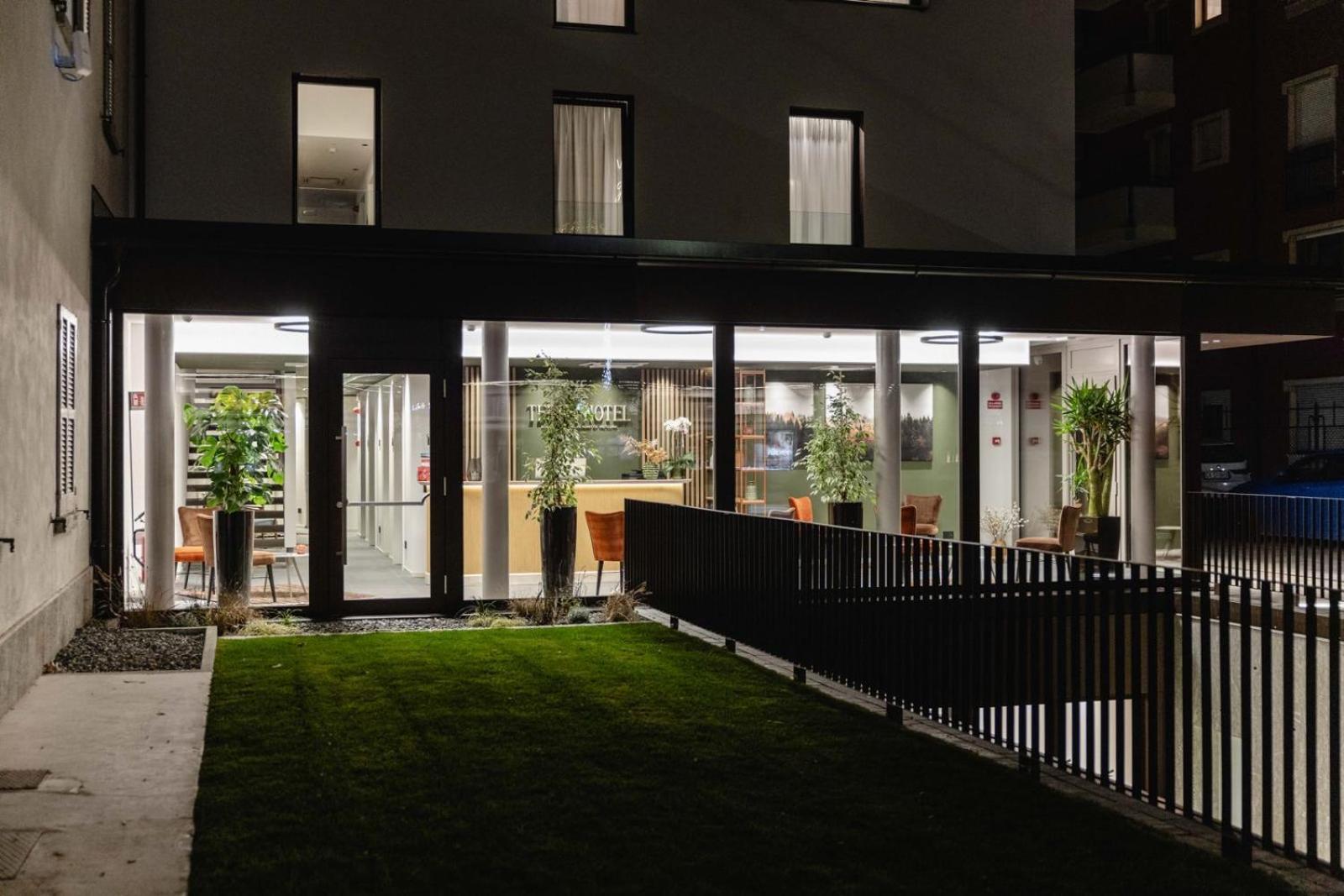 Terra Hotel Boutique Тирано Екстериор снимка